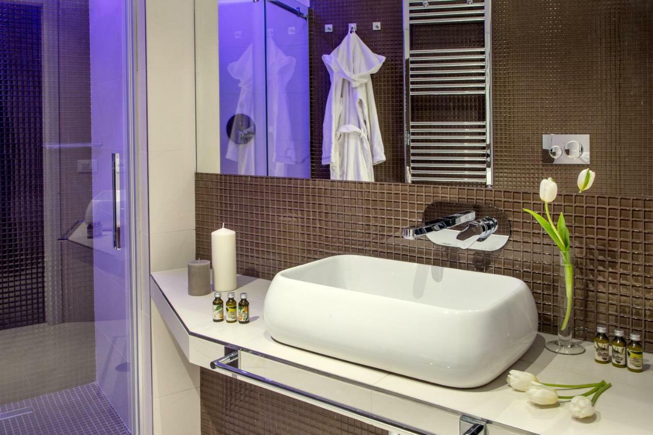 Gcf Luxury Suites, Roma