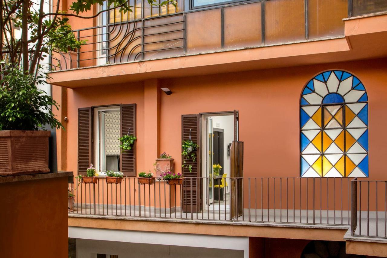 Gcf Luxury Suites, Affittacamere